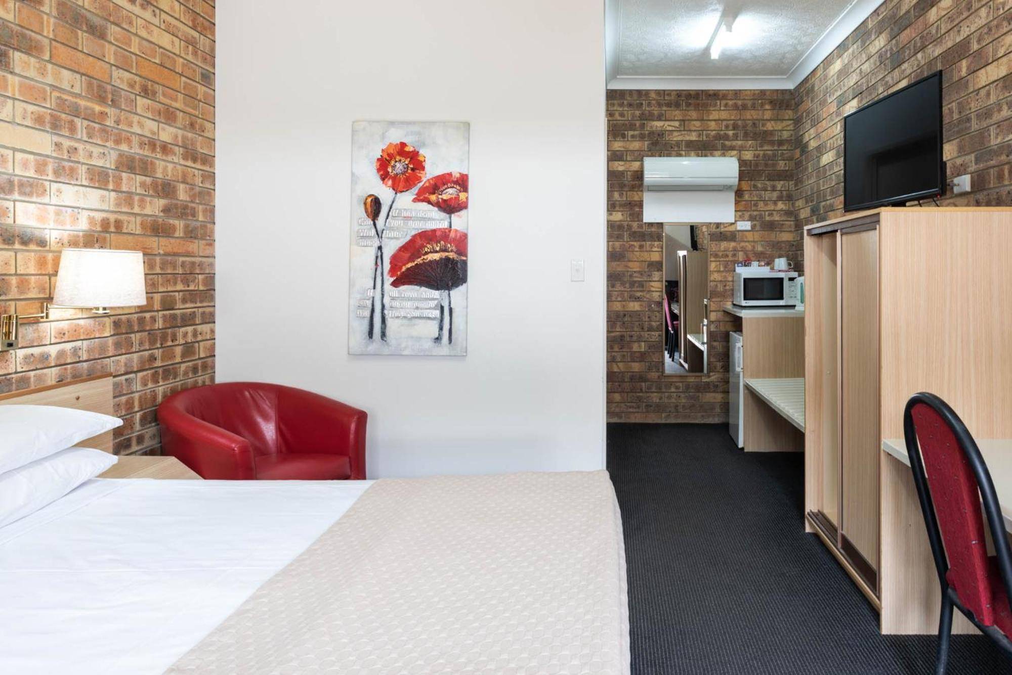 Longreach Motor Inn エクステリア 写真